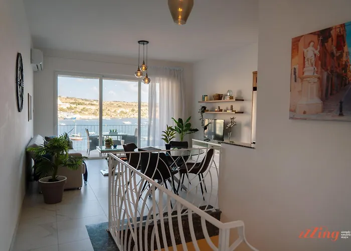 Apartament The With A Path To The Sea